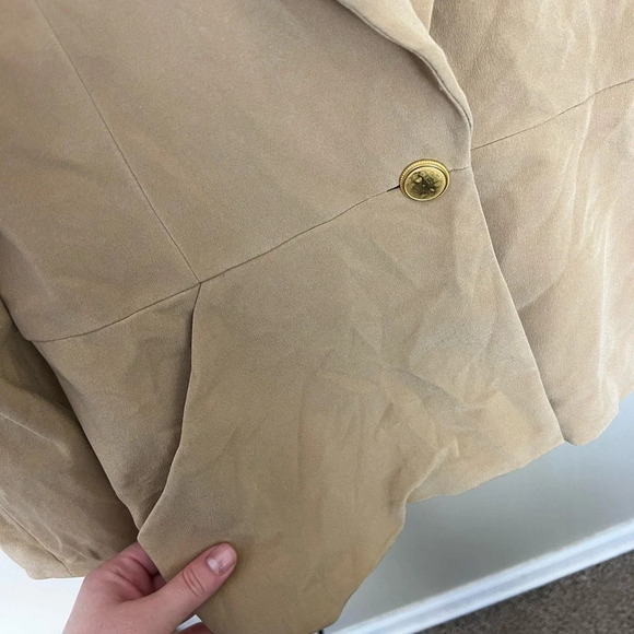 Dana Buchman • Tan Silk Blazer - Picture 7 of 7